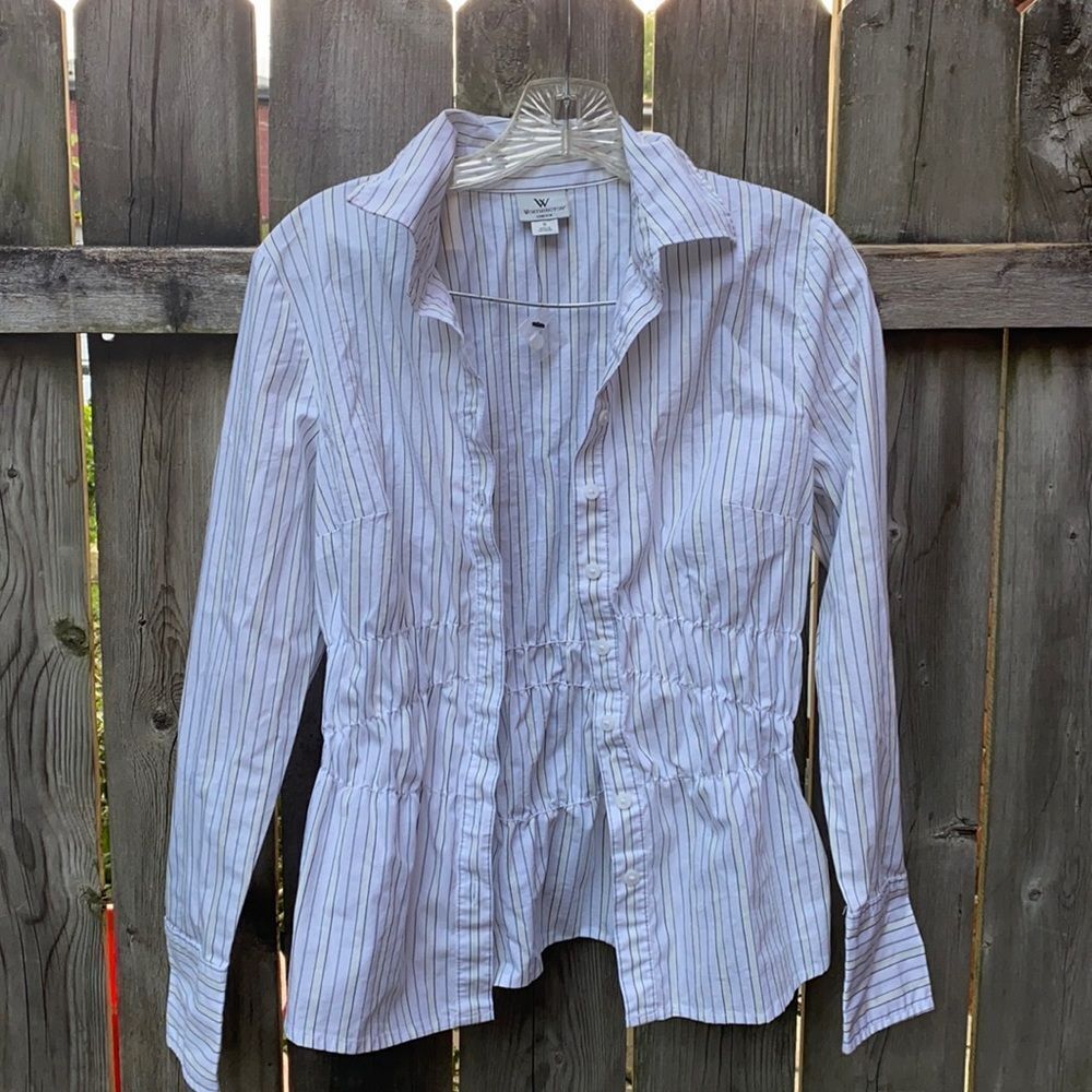 Worthington stretch button Down Shirt sz. S